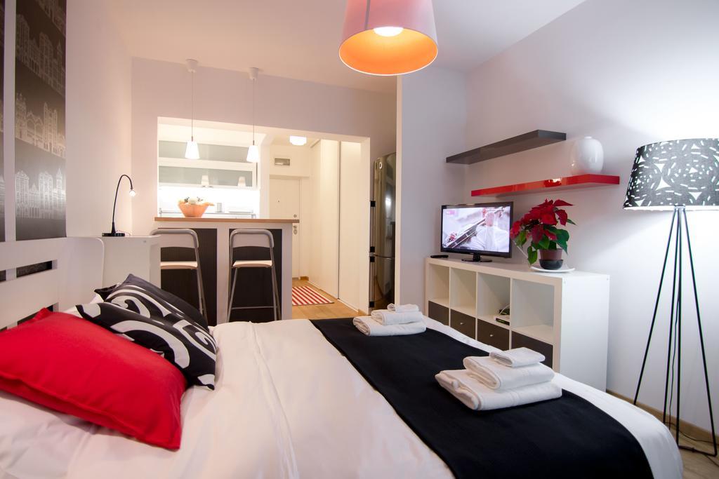 Apartment Madera Belgrado Esterno foto